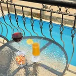 Bed & Breakfast Beyaz Ev 4*