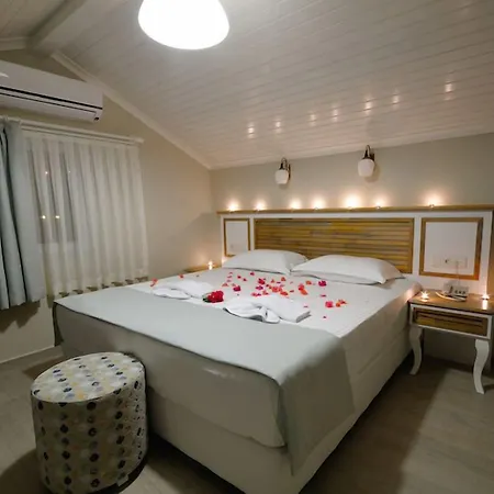 Bed & Breakfast Beyaz Ev 4*